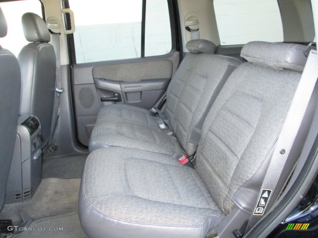2002 Explorer XLS 4x4 - Black Clearcoat / Graphite photo #17