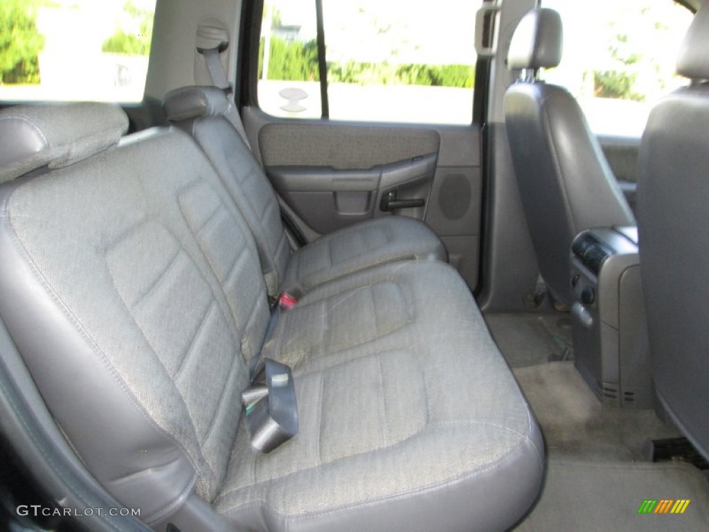 2002 Explorer XLS 4x4 - Black Clearcoat / Graphite photo #18