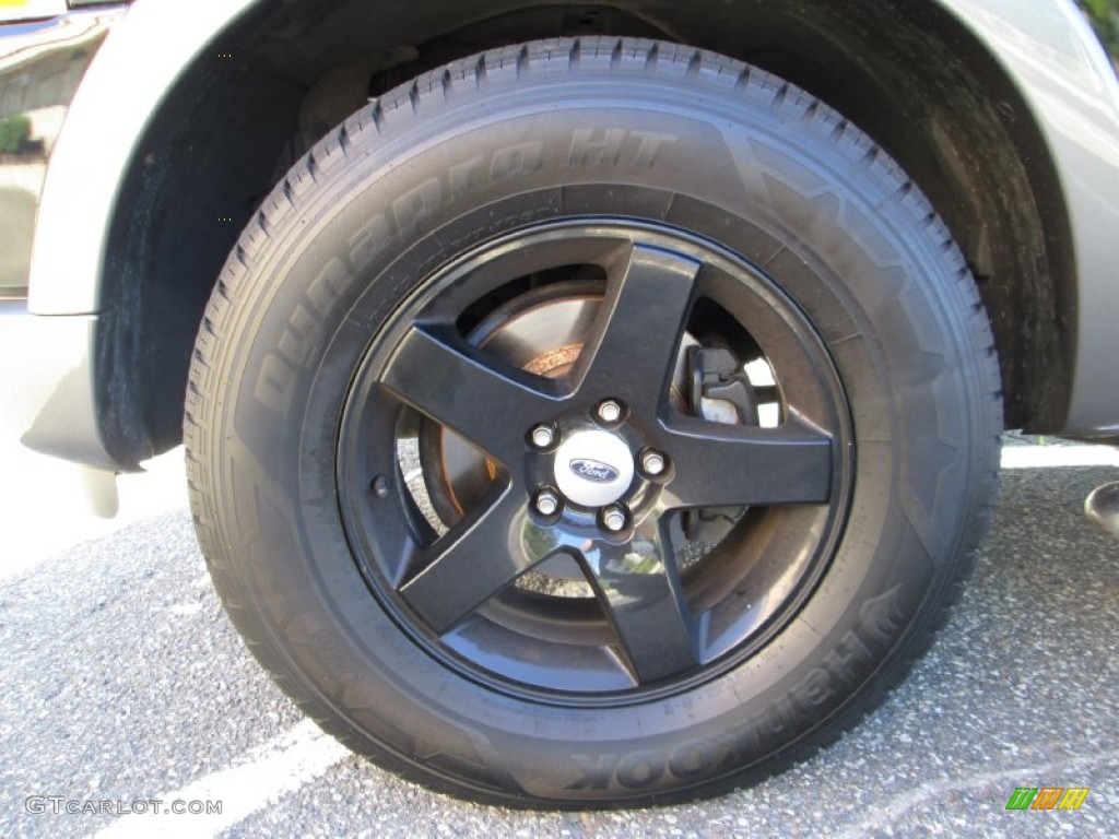 2002 Explorer XLS 4x4 - Black Clearcoat / Graphite photo #28