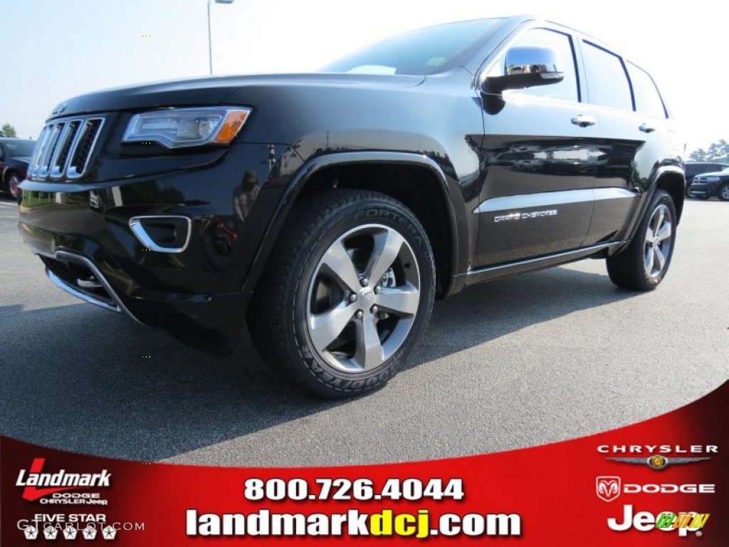 Brilliant Black Crystal Pearl Jeep Grand Cherokee