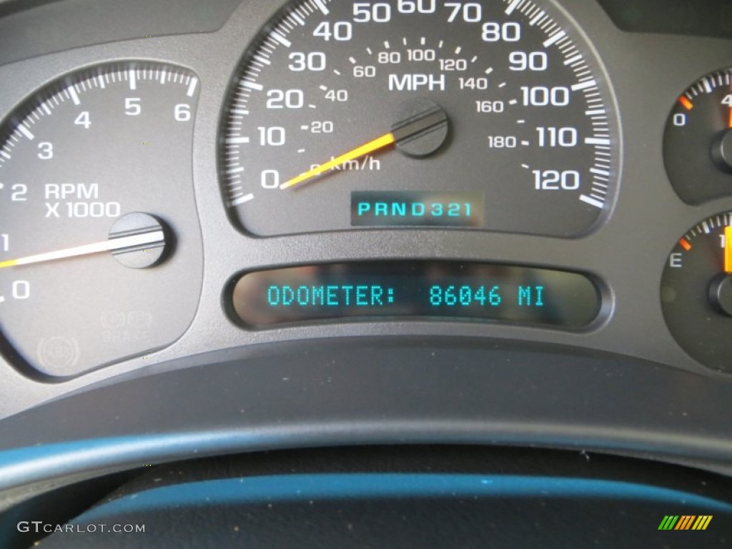 2003 Tahoe LS - Sandalwood Metallic / Tan/Neutral photo #41