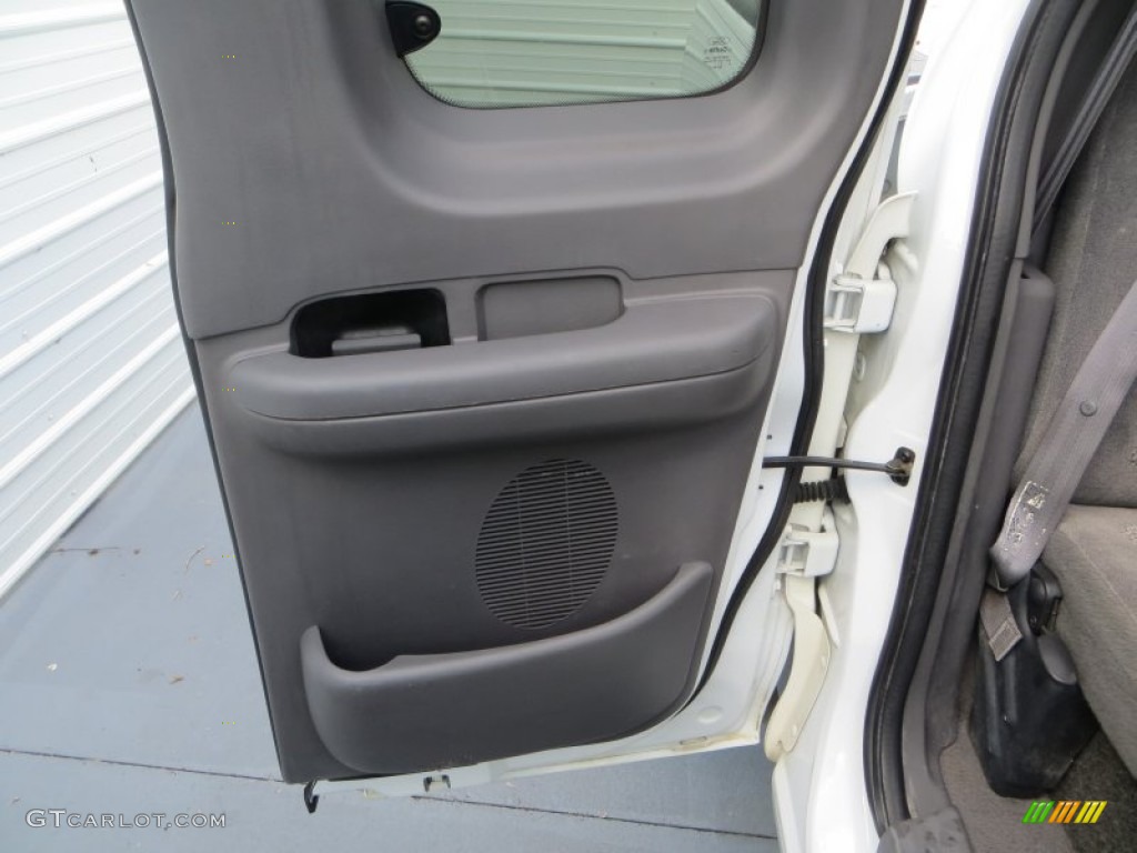 2002 F150 XLT SuperCab - Oxford White / Dark Graphite photo #27