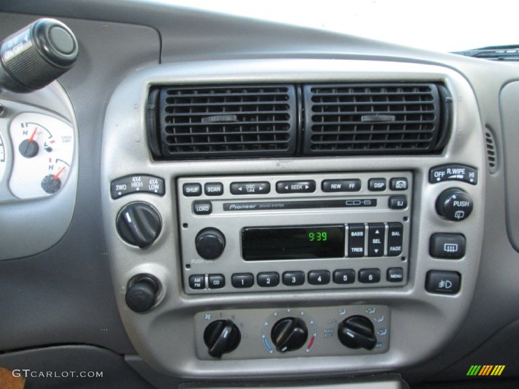 2002 Ford Explorer Sport 4x4 Controls Photo #85529390
