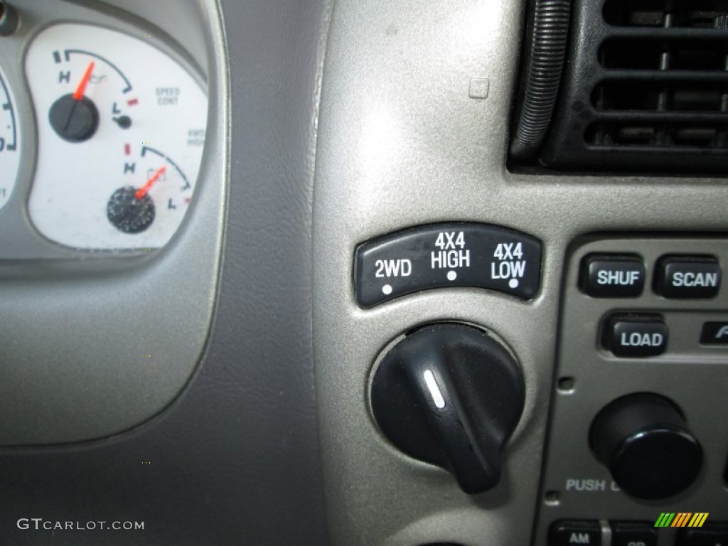 2002 Ford Explorer Sport 4x4 Controls Photo #85529411