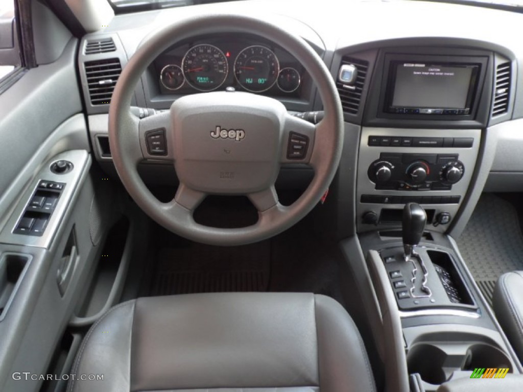 2007 Grand Cherokee Laredo - Bright Silver Metallic / Medium Slate Gray photo #7