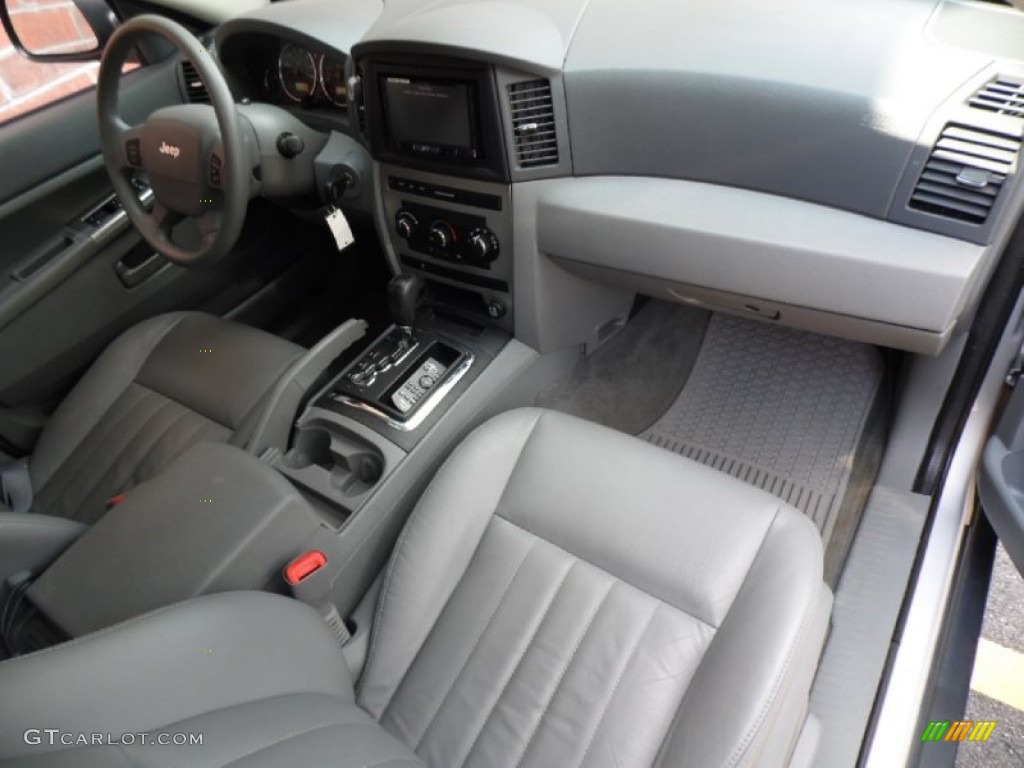 2007 Grand Cherokee Laredo - Bright Silver Metallic / Medium Slate Gray photo #11