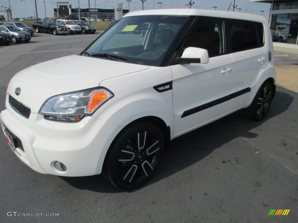 2011 Soul ! - Clear White / Black Leather photo #4