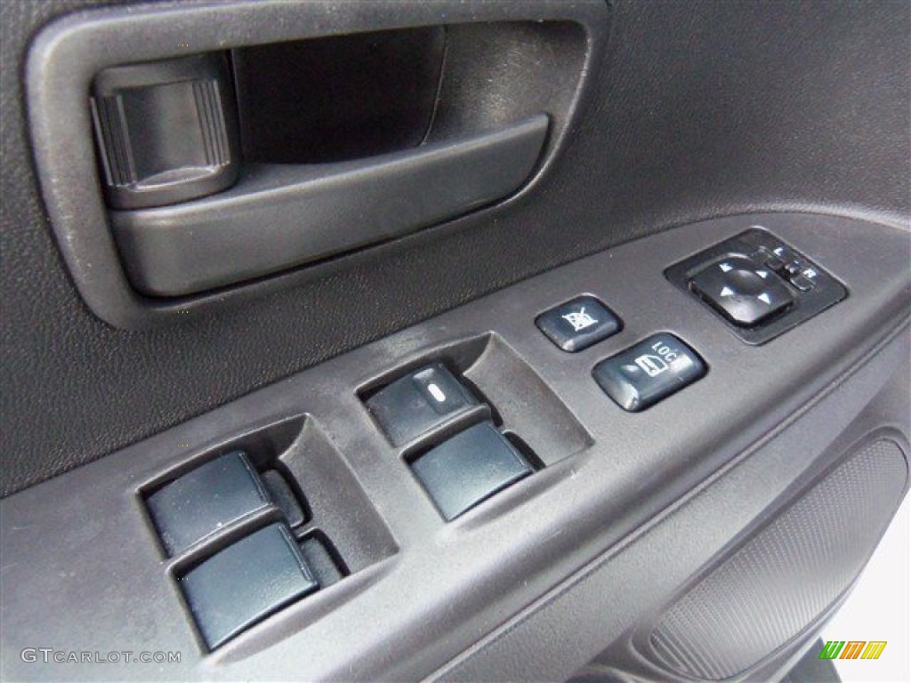 2013 Mitsubishi Outlander Sport ES Controls Photos