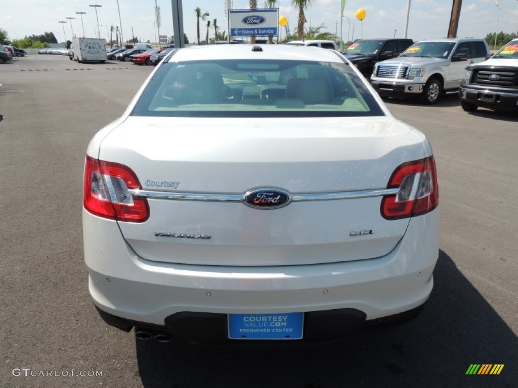 2010 Taurus SEL - White Suede Metallic / Light Stone photo #3