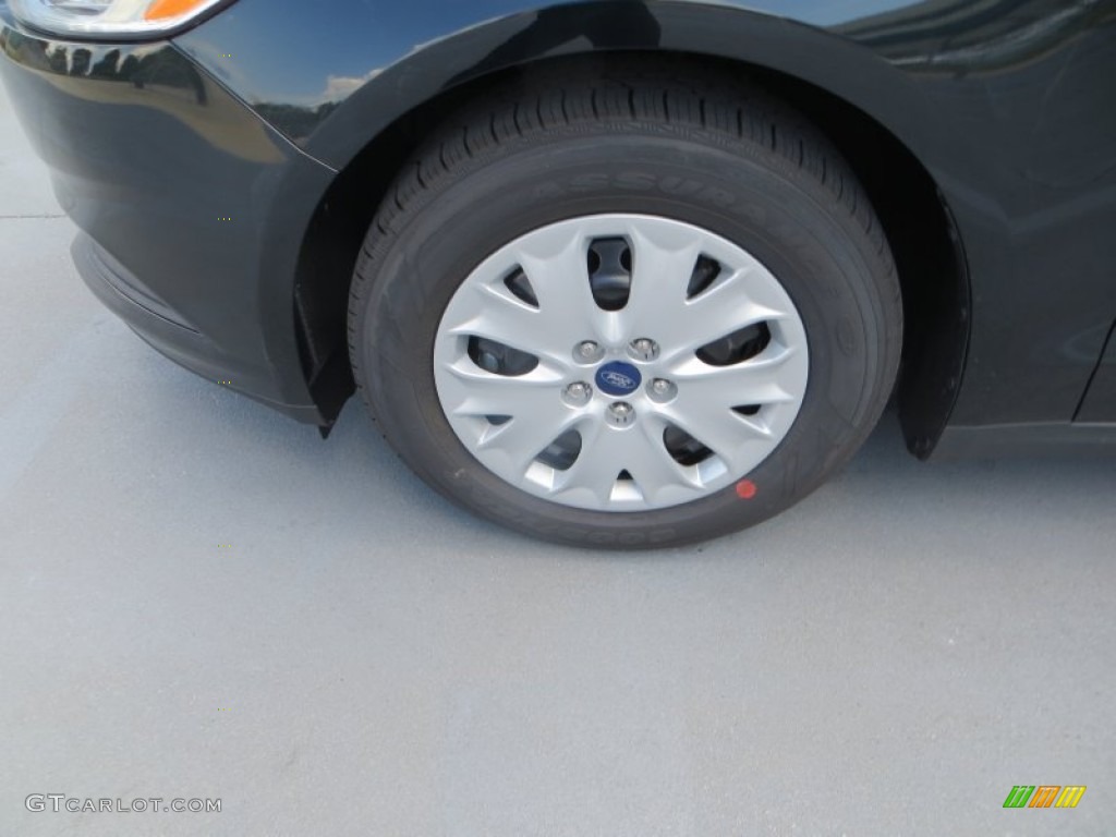 2014 Ford Fusion S Wheel Photo #85537919