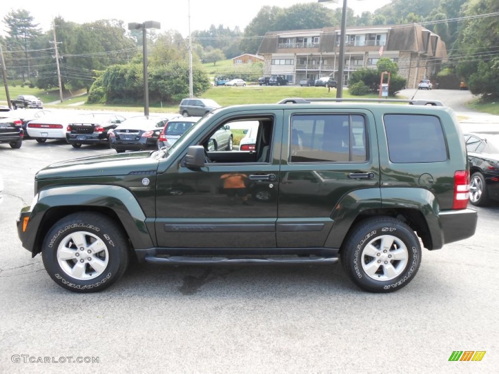 2011 Liberty Sport 4x4 - Natural Green Metallic / Dark Slate Gray photo #4