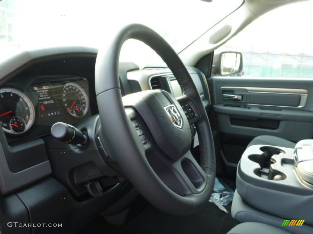 2014 Ram 1500 Big Horn Quad Cab 4x4 Black/Diesel Gray Steering Wheel Photo #85540829