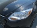 Tuxedo Black - Focus SE Hatchback Photo No. 11