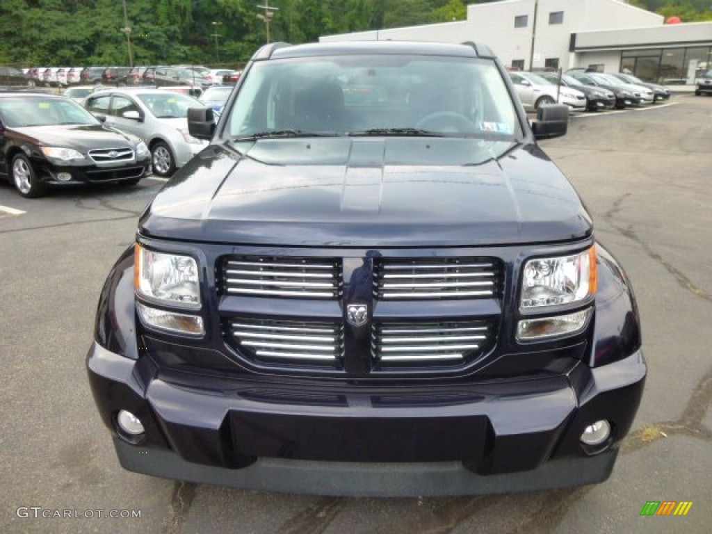 2011 Nitro Heat 4x4 - Blackberry Pearl / Dark Slate Gray photo #2