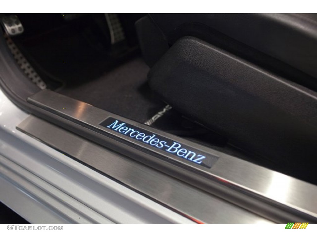 2010 Mercedes-Benz E 63 AMG Sedan Marks and Logos Photo #85548557