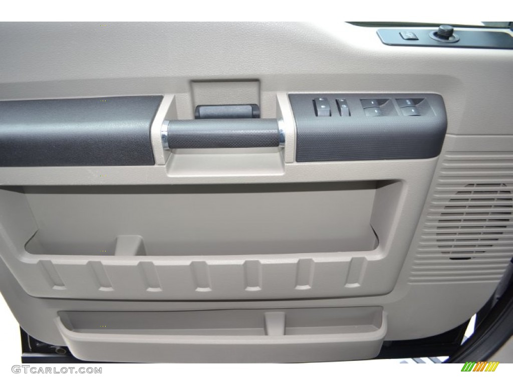 2009 F350 Super Duty XL Crew Cab - Sterling Grey Metallic / Medium Stone photo #13