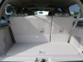 Oxford White - Expedition XLT Photo No. 12