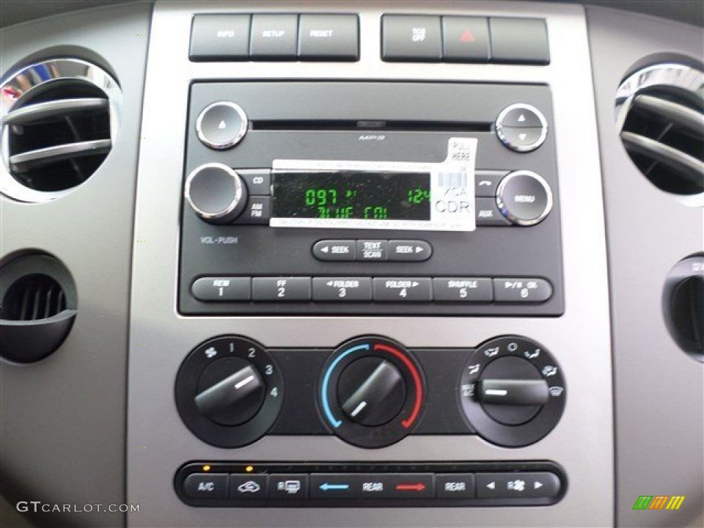 2014 Ford Expedition XLT Controls Photo #85550471