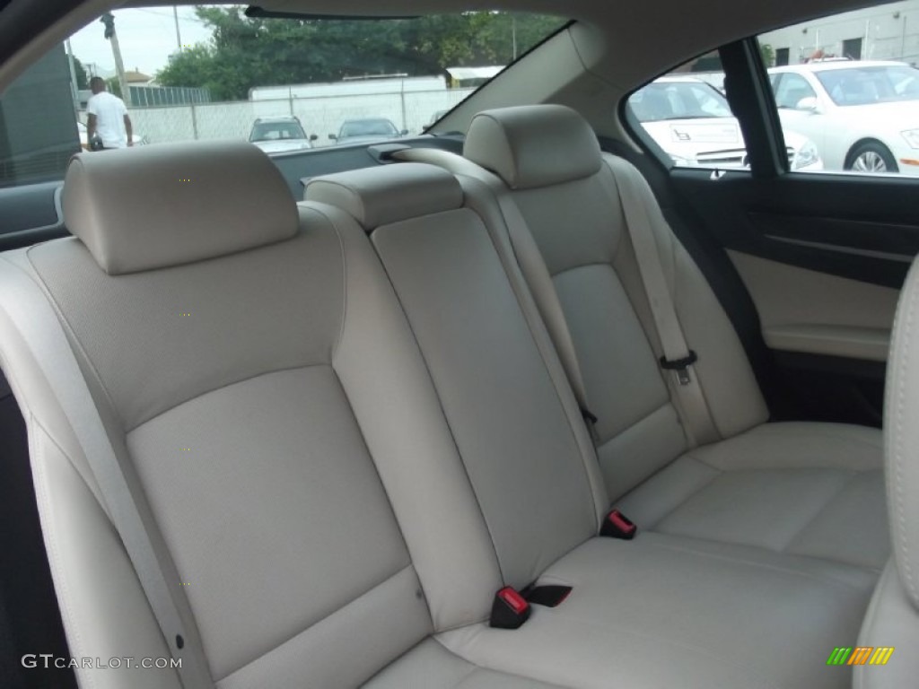 2010 BMW 7 Series 750Li xDrive Sedan Rear Seat Photos