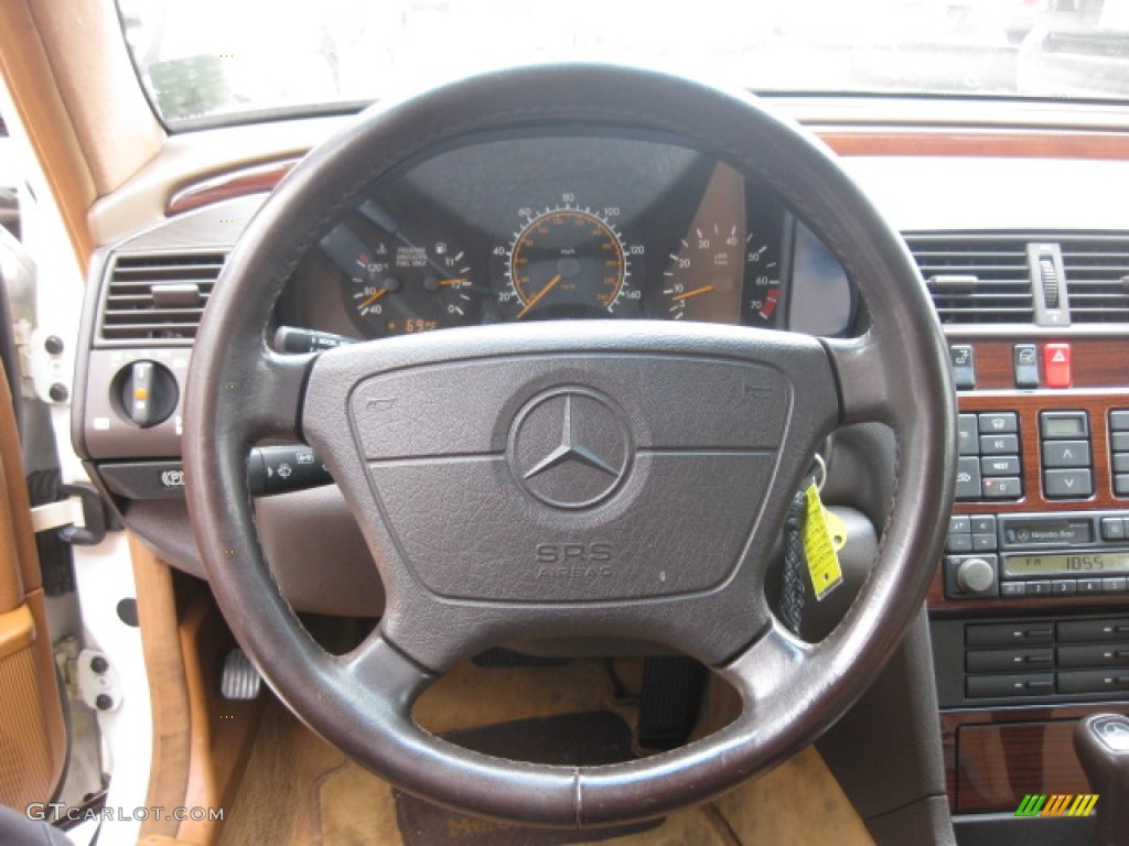 1995 Mercedes-Benz C 220 Sedan Steering Wheel Photos