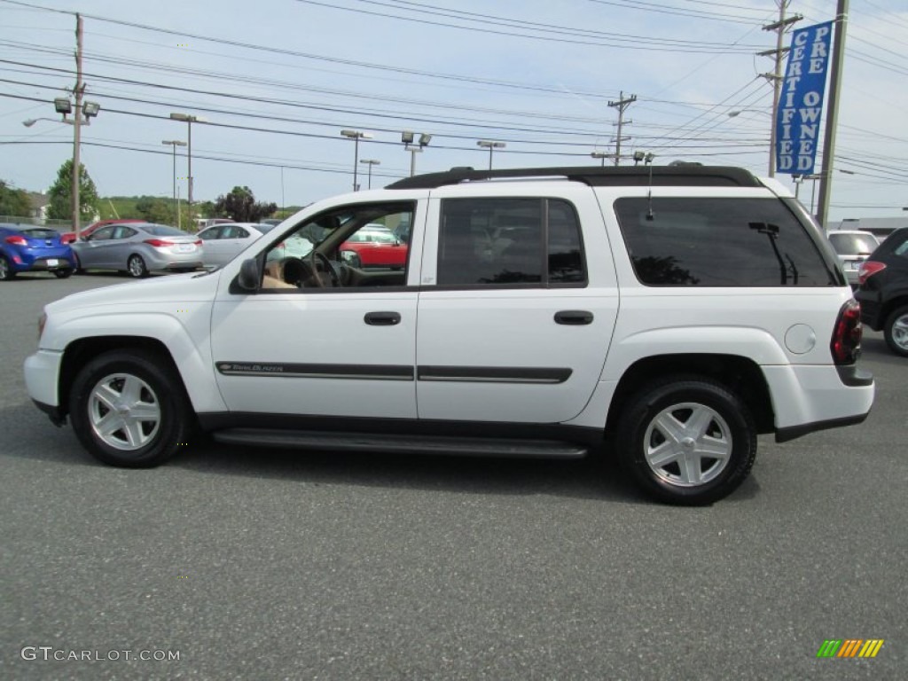 2002 TrailBlazer EXT LT 4x4 - Summit White / Medium Oak photo #9