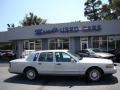 Silver Frost Pearl Metallic 1997 Lincoln Town Car Signature