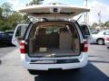 Oxford White - Expedition XLT Photo No. 9