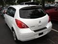 Fresh Powder White - Versa 1.8 S Hatchback Photo No. 2