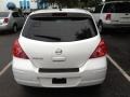 Fresh Powder White - Versa 1.8 S Hatchback Photo No. 4