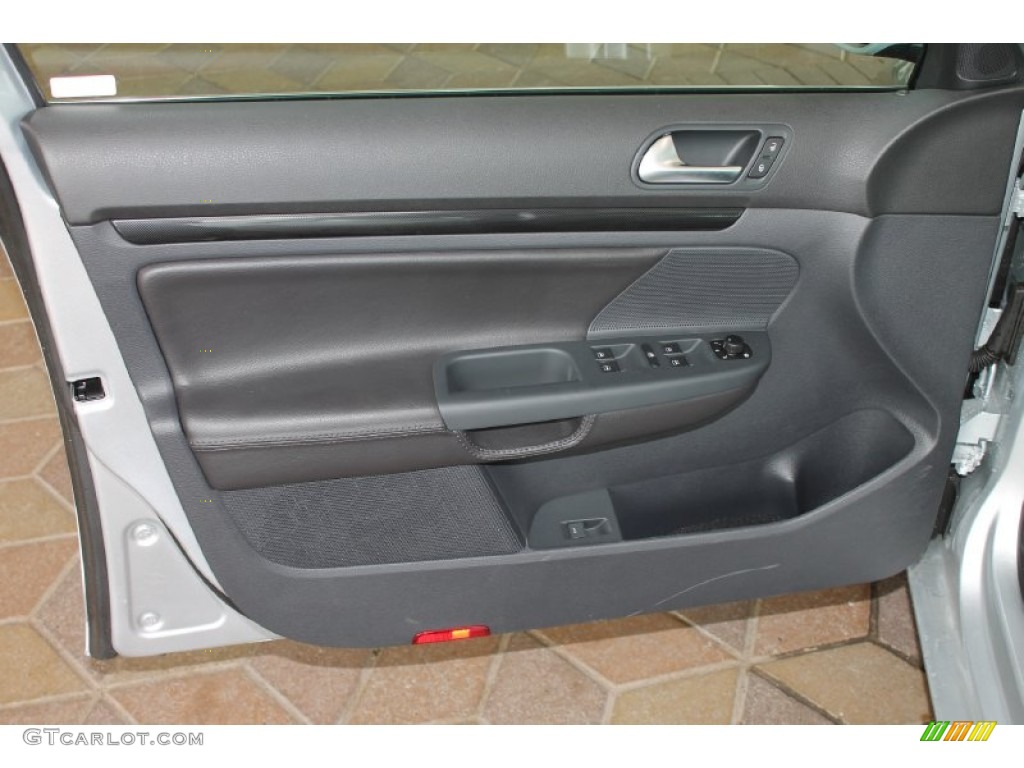 2014 Volkswagen Jetta TDI SportWagen Titan Black Door Panel Photo #85558862