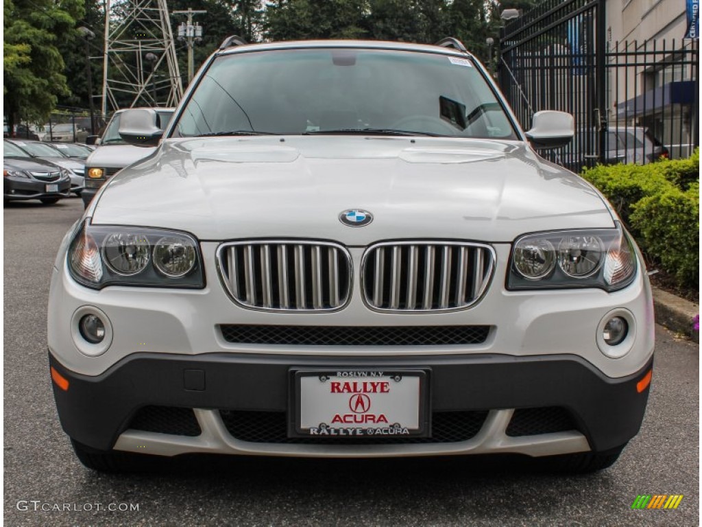 2010 X3 xDrive30i - Alpine White / Black photo #2