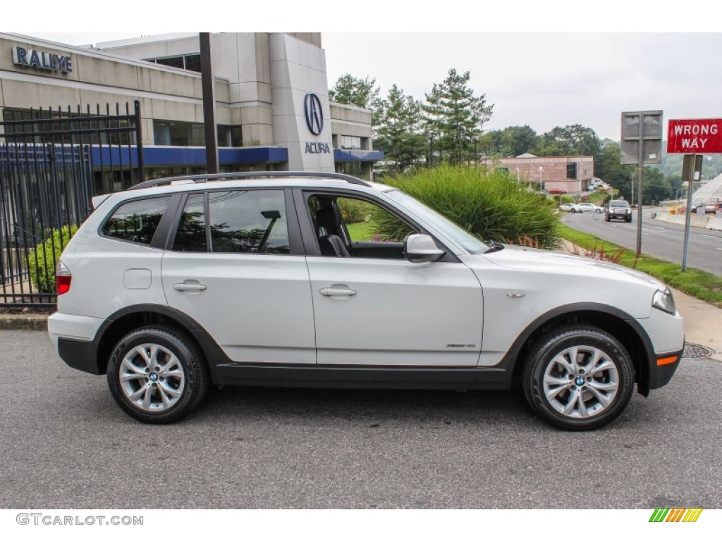 2010 X3 xDrive30i - Alpine White / Black photo #3