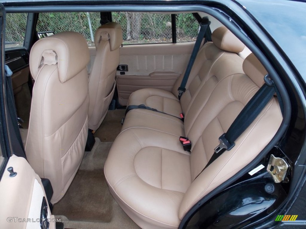 1991 Saab 900 S Sedan Rear Seat Photo #85561502