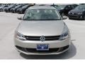 2014 Moonrock Silver Metallic Volkswagen Jetta SE Sedan  photo #2