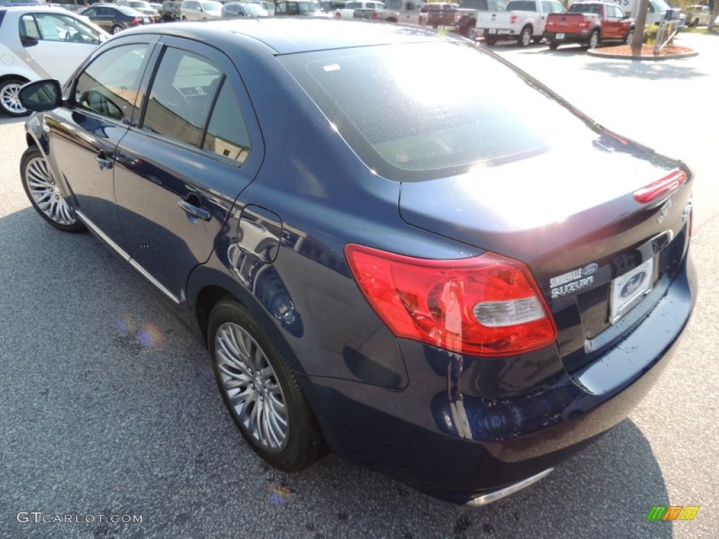 2012 Kizashi SE - Deep Sea Blue Metallic / Beige photo #14