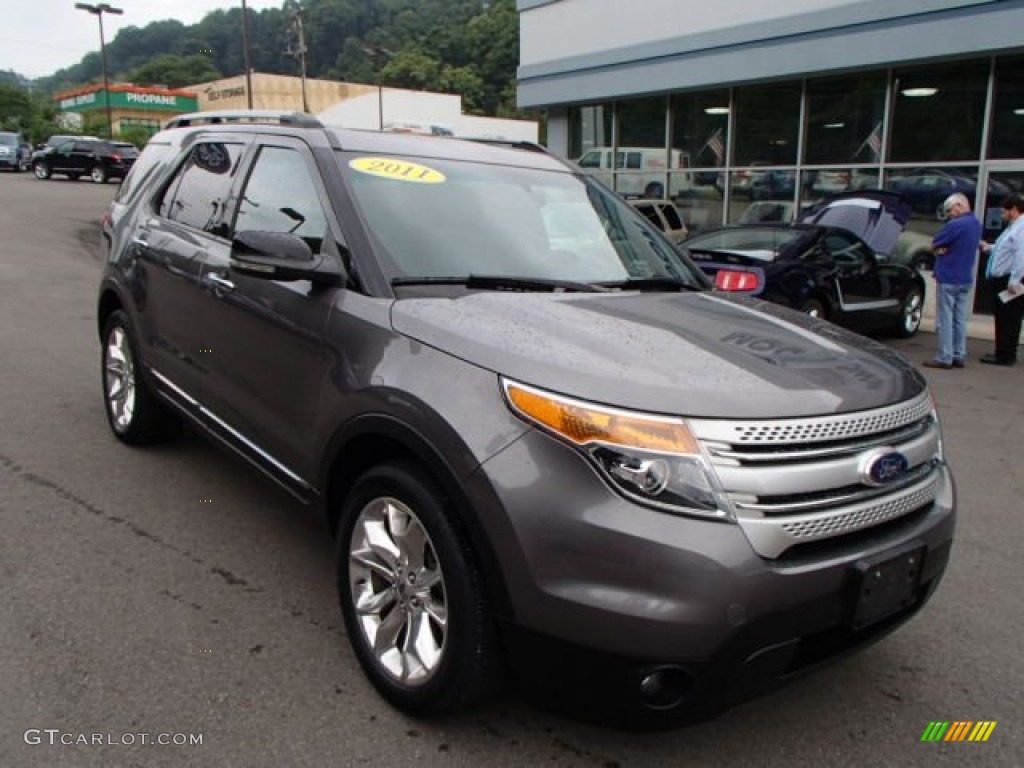 2011 Explorer XLT 4WD - Sterling Grey Metallic / Charcoal Black photo #2