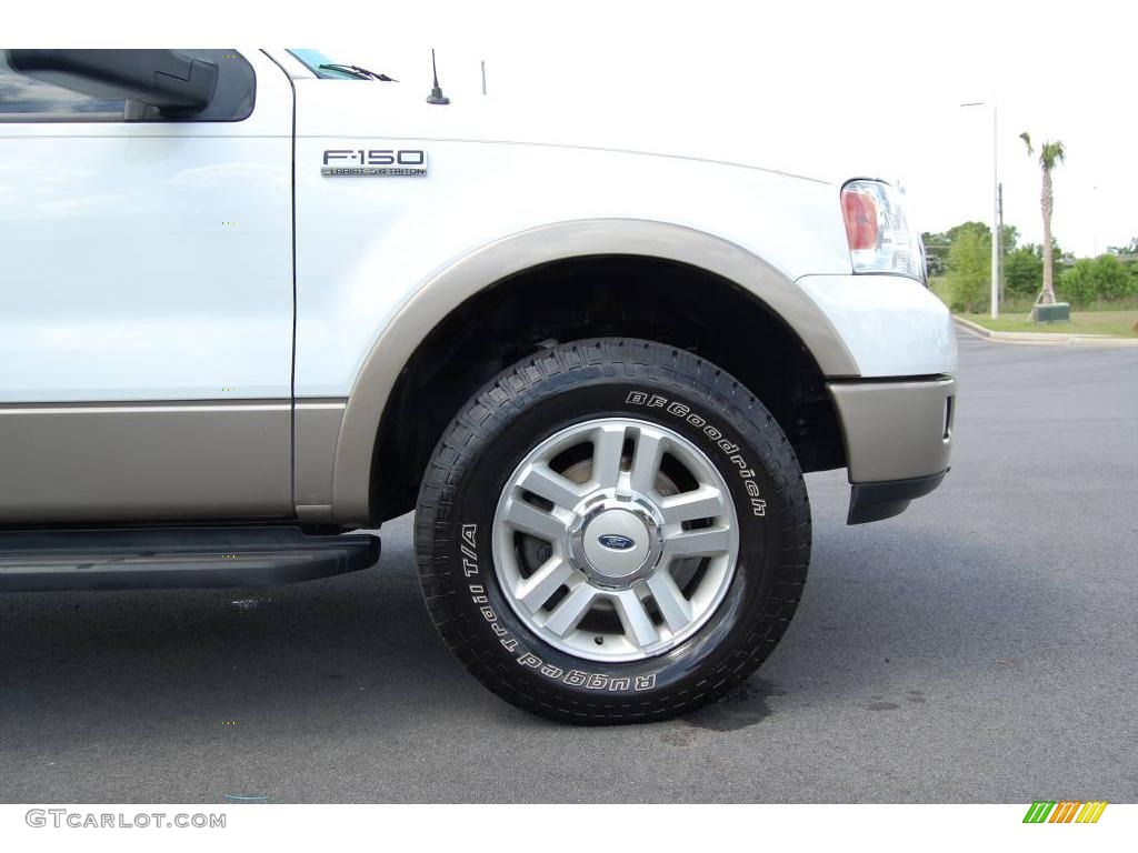 2004 F150 Lariat SuperCrew 4x4 - Oxford White / Tan photo #7