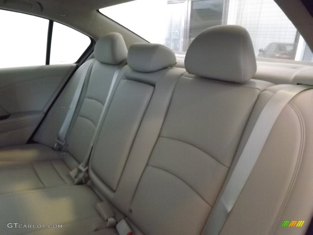2014 Honda Accord EX-L Sedan Rear Seat Photo #85566272