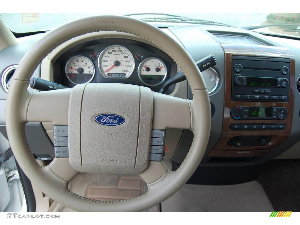 2004 F150 Lariat SuperCrew 4x4 - Oxford White / Tan photo #11