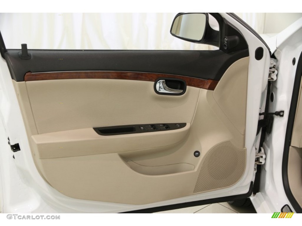 2009 Aura XR V6 - Polar White / Tan photo #4