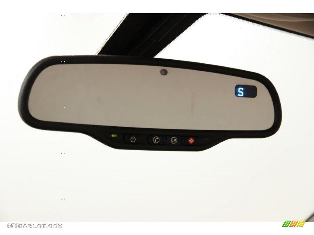 2009 Aura XR V6 - Polar White / Tan photo #8