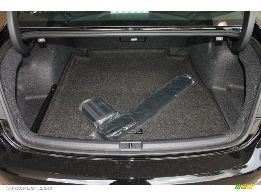 2014 Volkswagen Passat 1.8T SEL Premium Trunk Photo #85567088