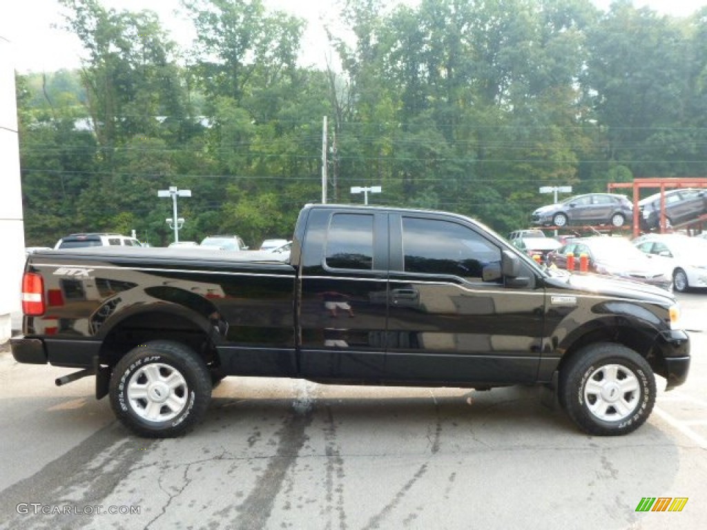 2005 F150 STX SuperCab 4x4 - Black / Medium Flint Grey photo #2