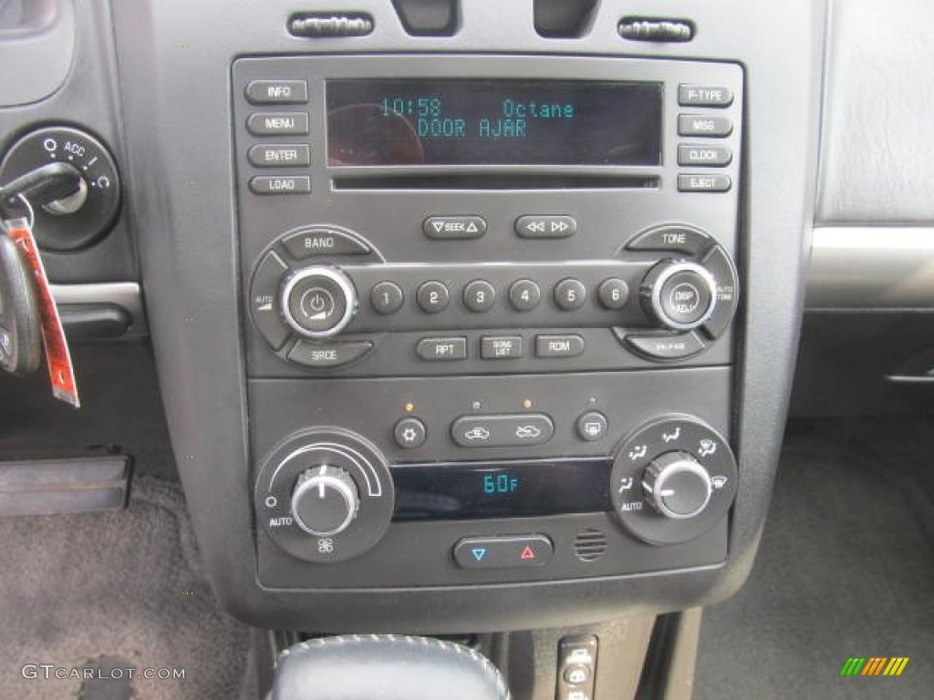2007 Chevrolet Malibu Maxx SS Wagon Controls Photos
