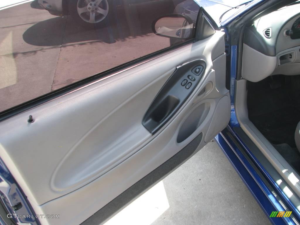 2004 Mustang V6 Coupe - Sonic Blue Metallic / Medium Graphite photo #8