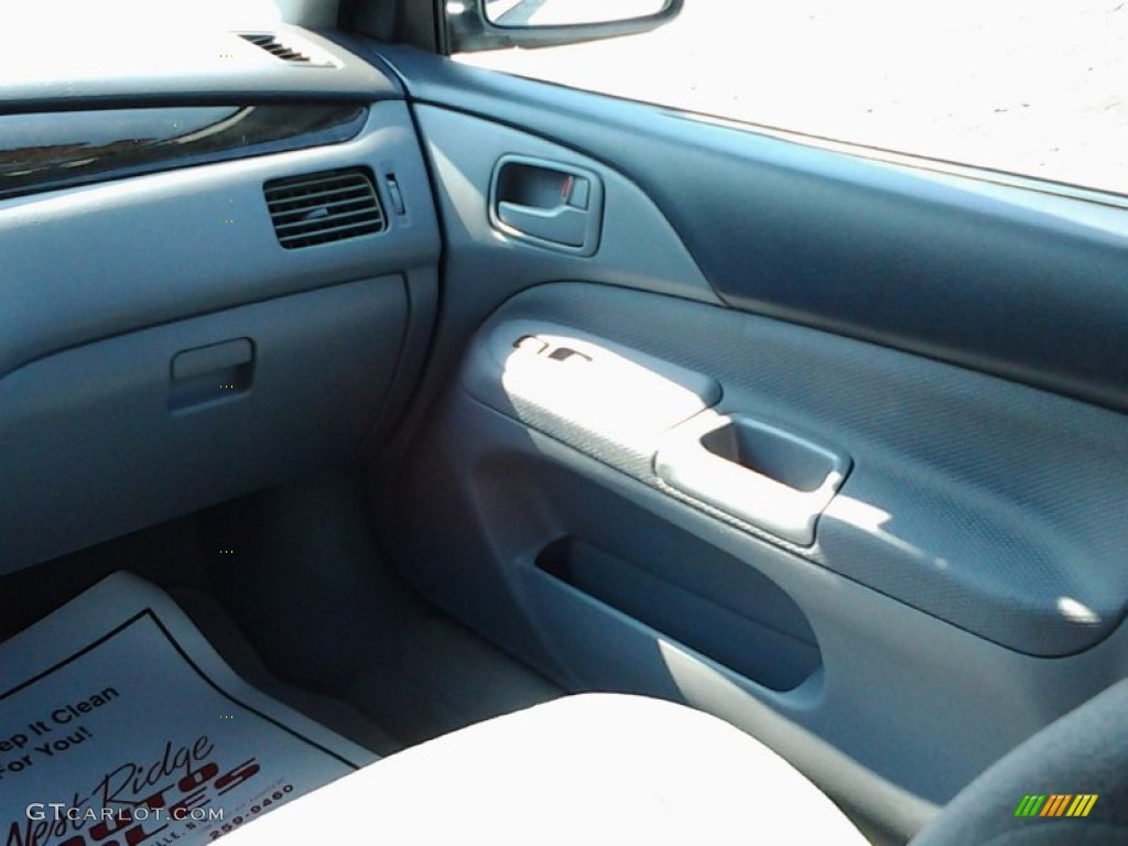 2003 Lancer ES - Innsbruck White / Gray photo #12