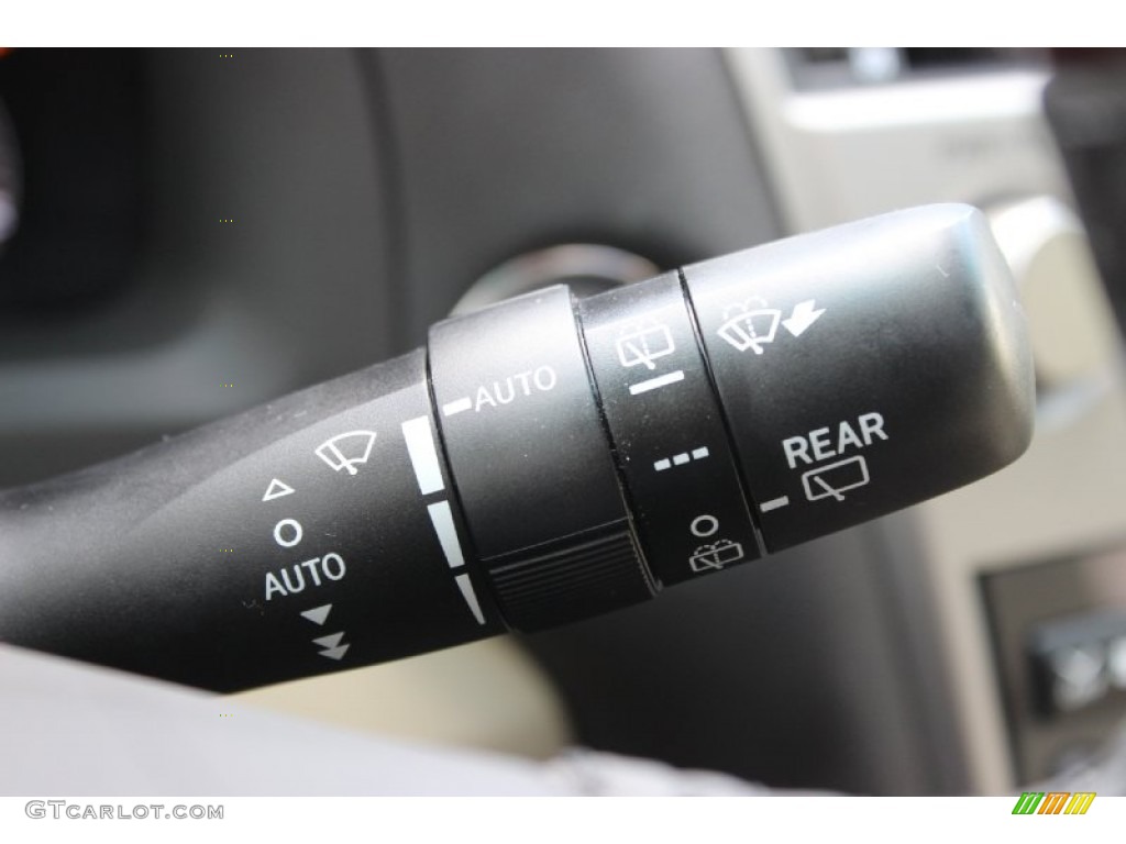 2011 RX 350 - Obsidian Black / Parchment photo #32