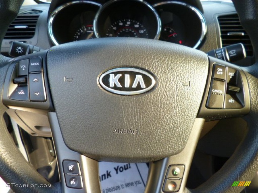 2011 Sorento LX AWD - Snow White Pearl / Beige photo #18