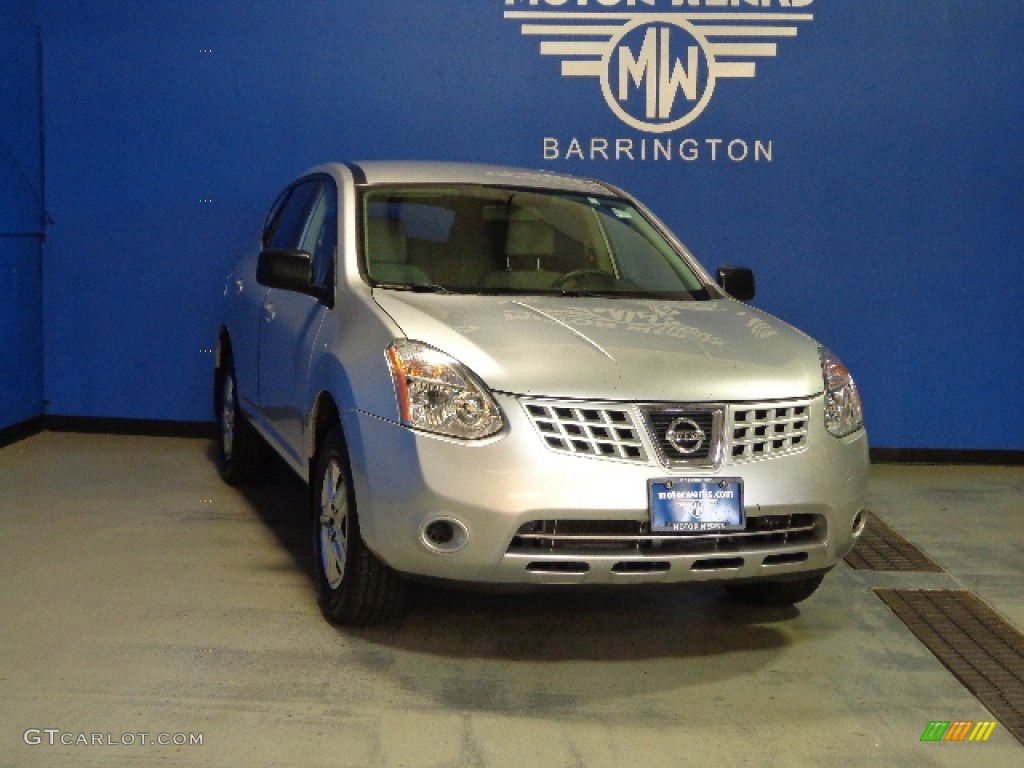 Silver Ice Nissan Rogue