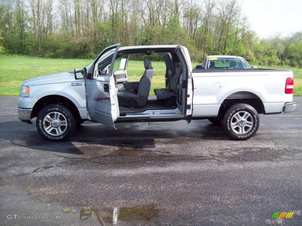 2006 F150 XLT SuperCab 4x4 - Silver Metallic / Medium Flint photo #6